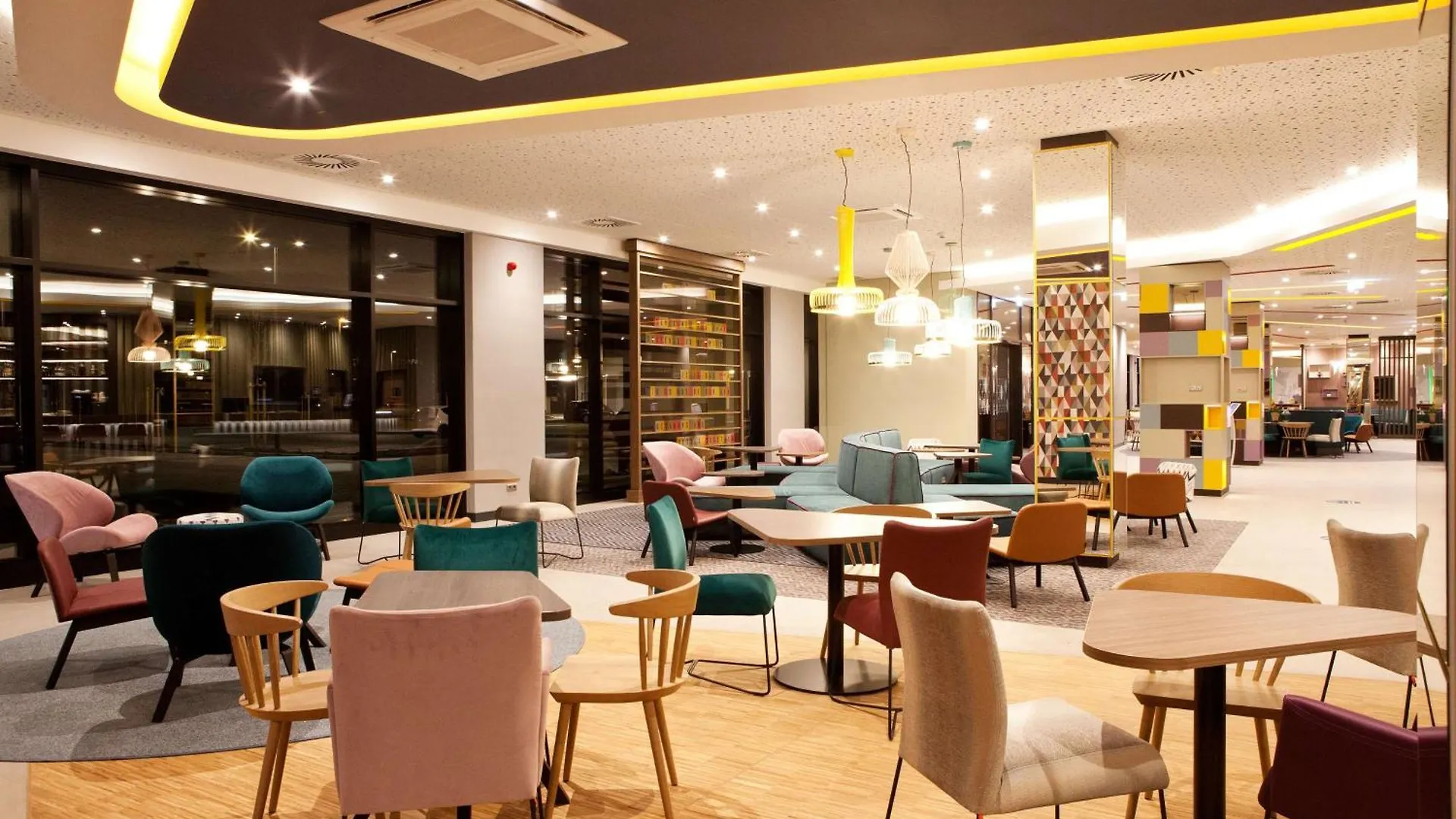 Hampton By Hilton Munich Airport South Otel Hallbergmoos