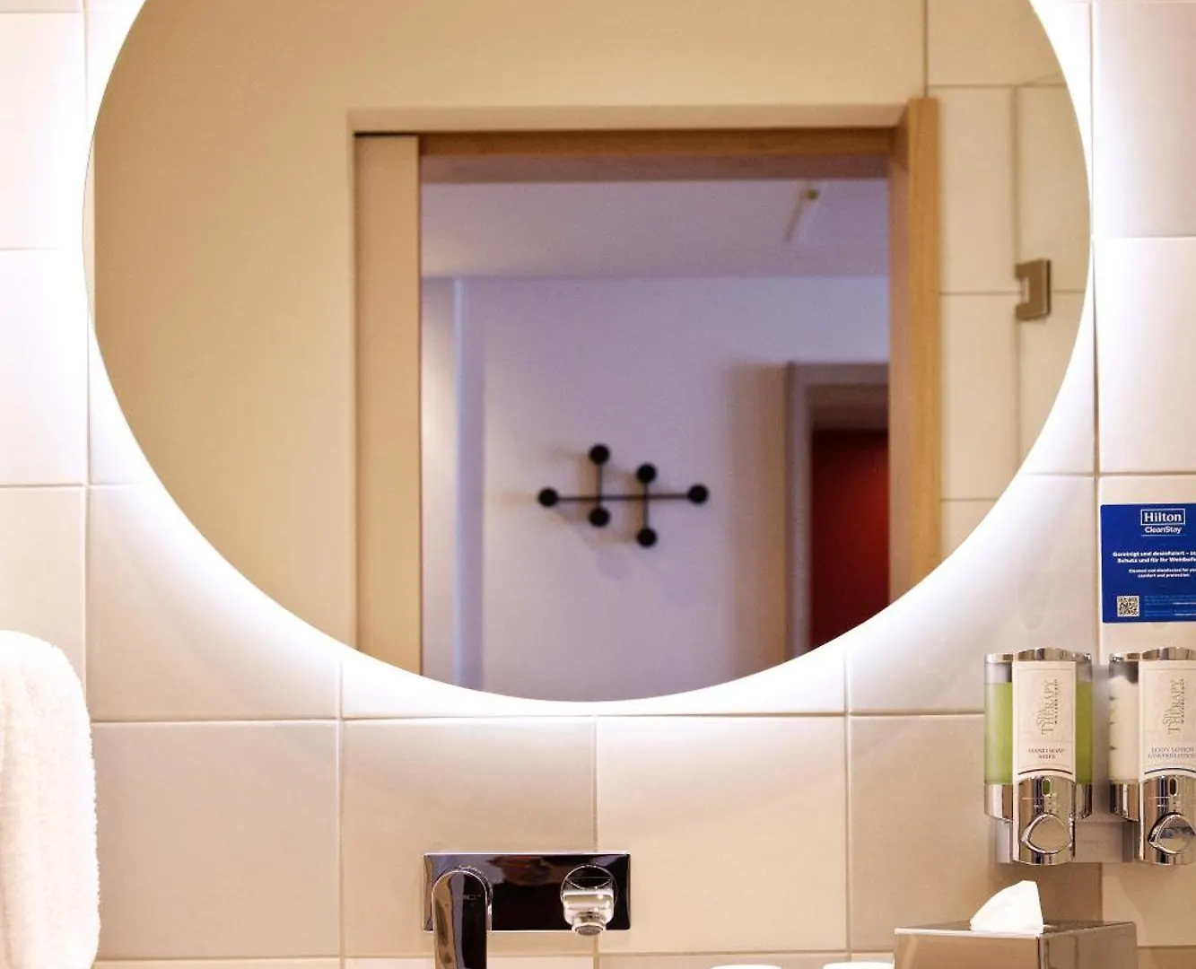 Hampton By Hilton Munich Airport South Otel Hallbergmoos 3*,