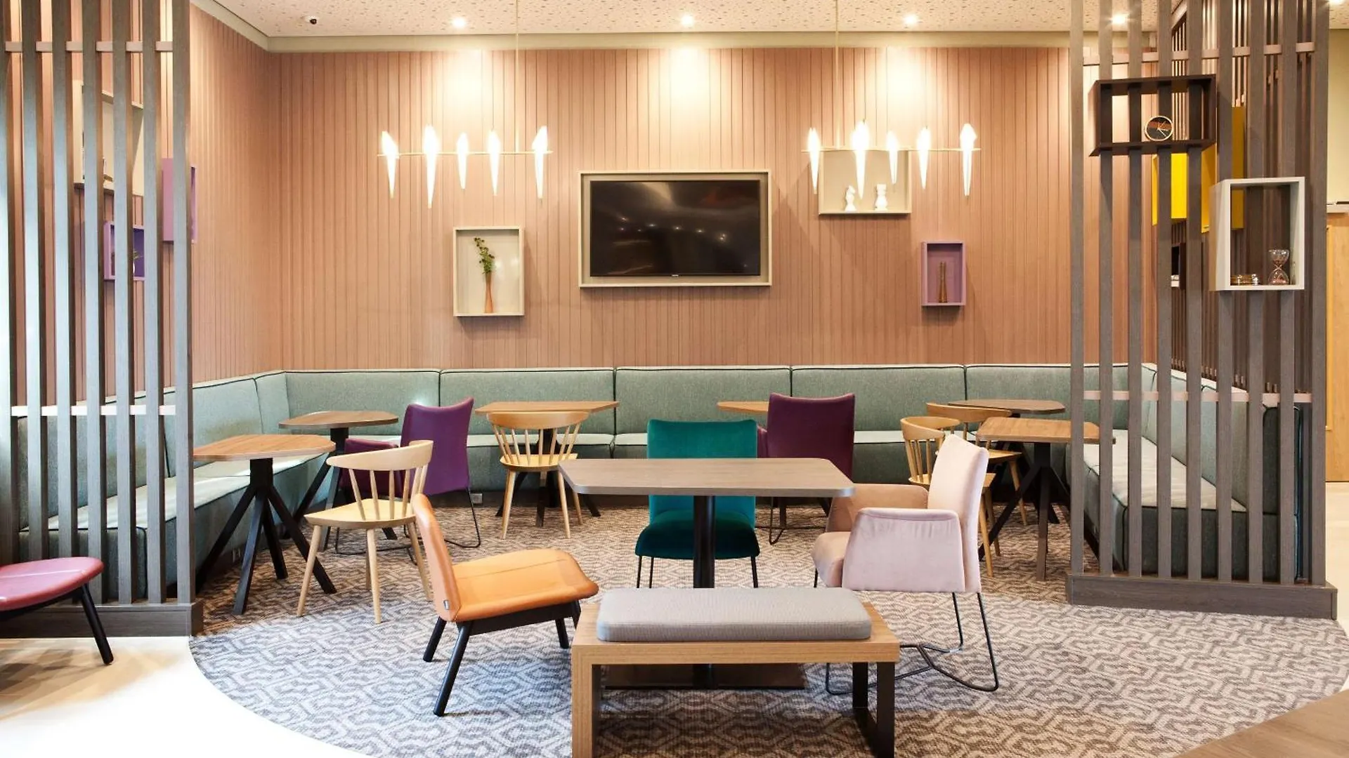 Hampton By Hilton Munich Airport South Otel Hallbergmoos